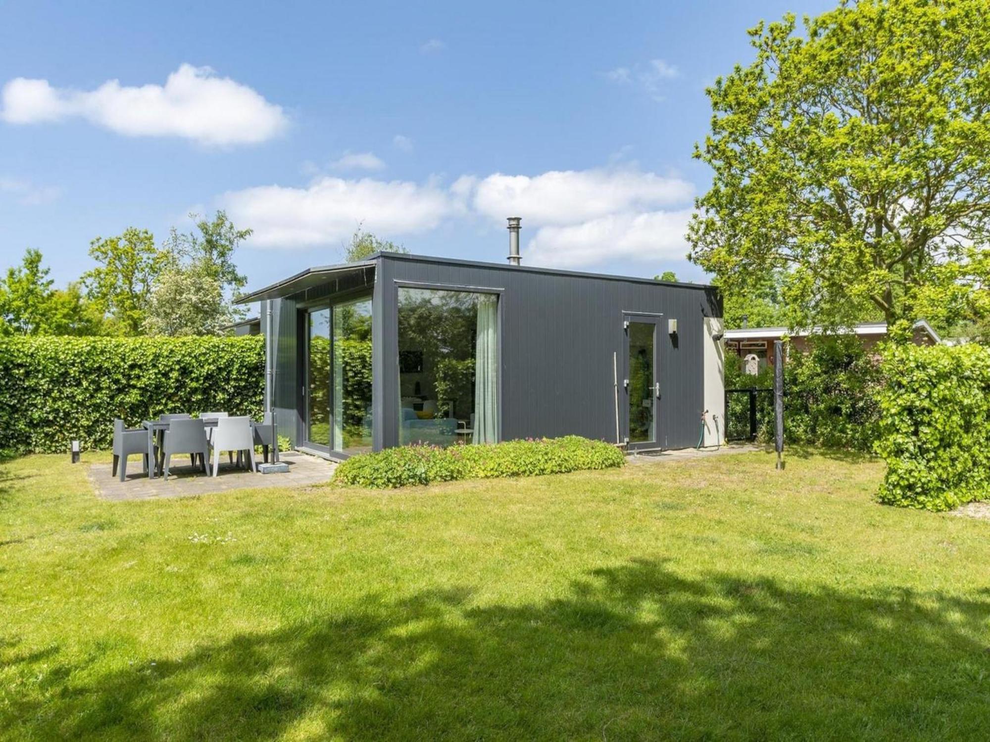 Beautiful Holiday Home With Spacious Garden Sint Maartensvlotbrug Екстер'єр фото