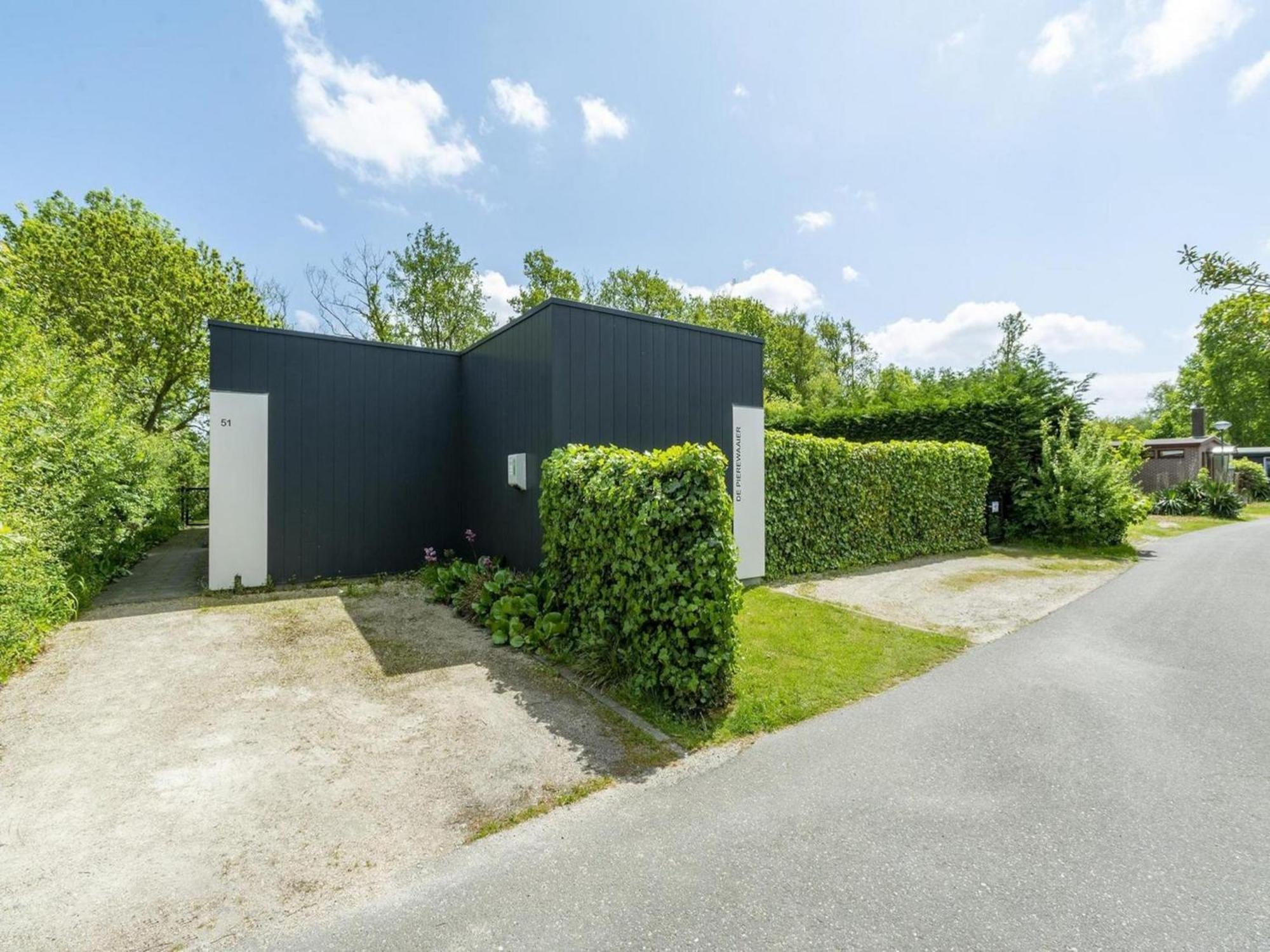 Beautiful Holiday Home With Spacious Garden Sint Maartensvlotbrug Екстер'єр фото
