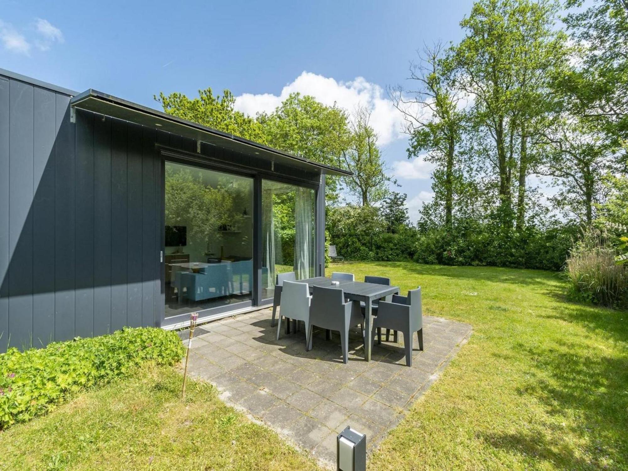 Beautiful Holiday Home With Spacious Garden Sint Maartensvlotbrug Екстер'єр фото