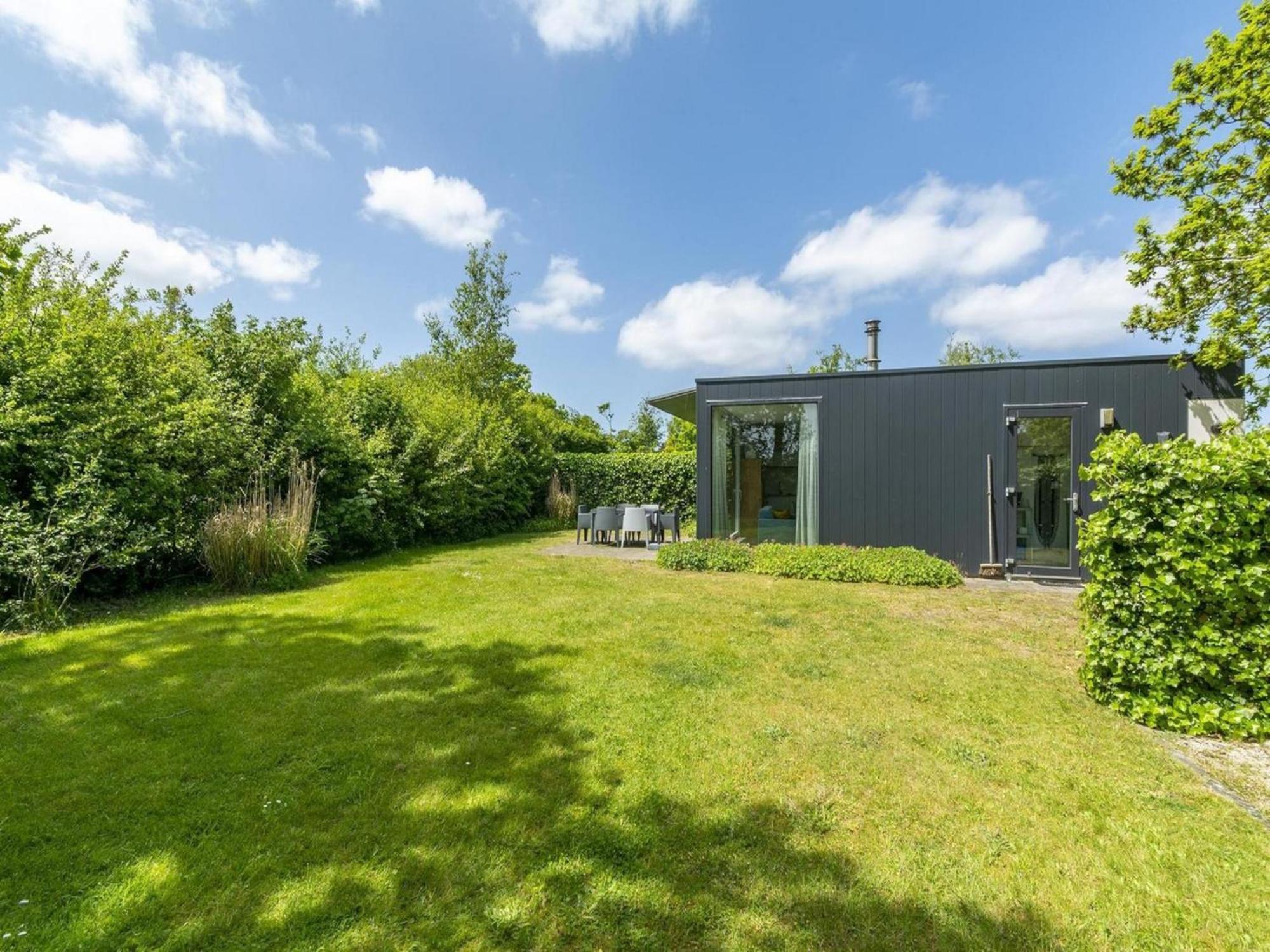 Beautiful Holiday Home With Spacious Garden Sint Maartensvlotbrug Екстер'єр фото